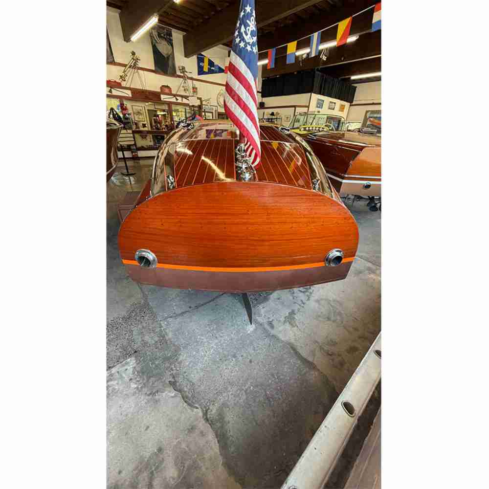 1940 Chris-Craft 19 Runabout "Barrel Back" - 30 inches boat model