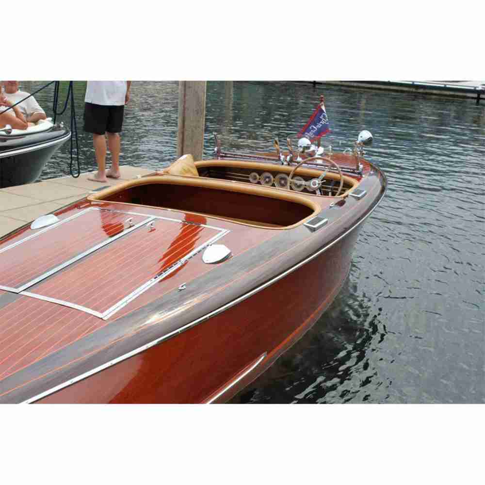 1940 Chris-Craft 19 Runabout "Barrel Back" - 30 inches boat model