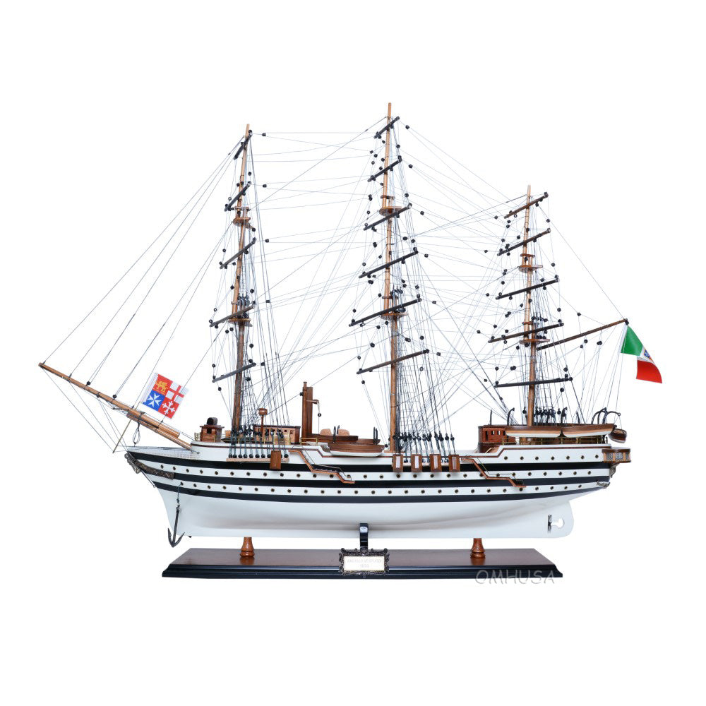 Amerigo Vespucci Painted Admiral Line