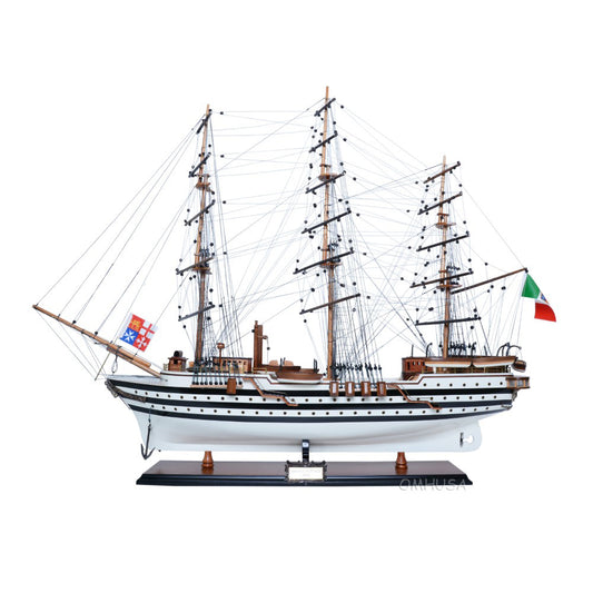 Amerigo Vespucci Painted Admiral Line