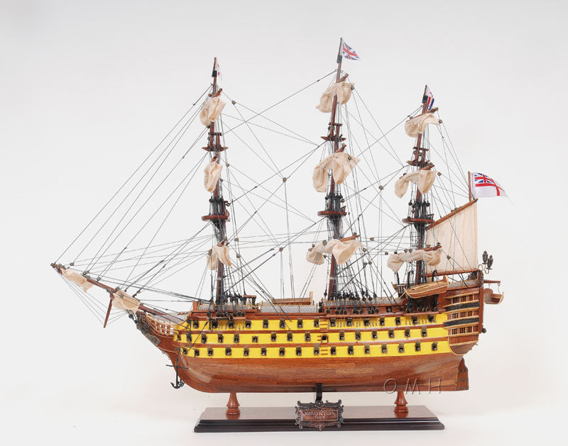 HMS Victory Painted Medium Admiral Line