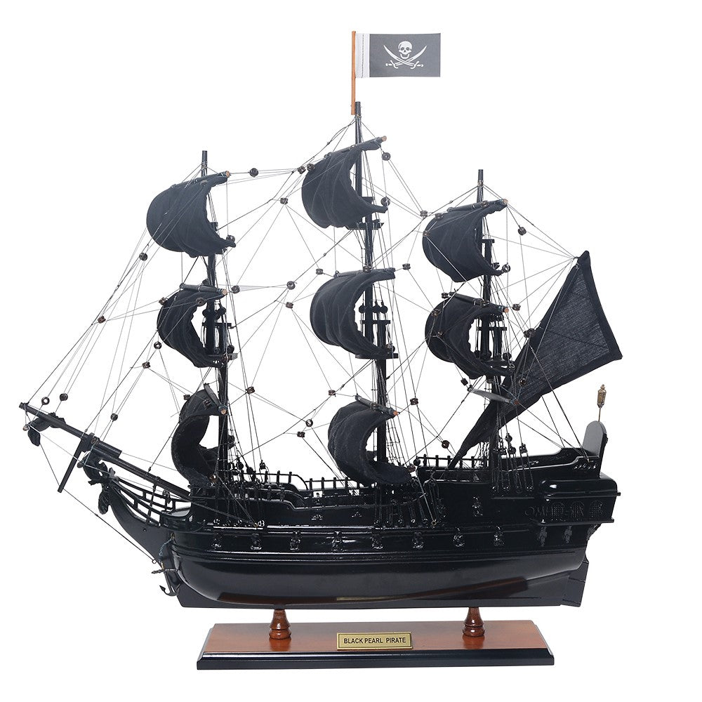 Black Pearl Pirate Ship Small Captain Line